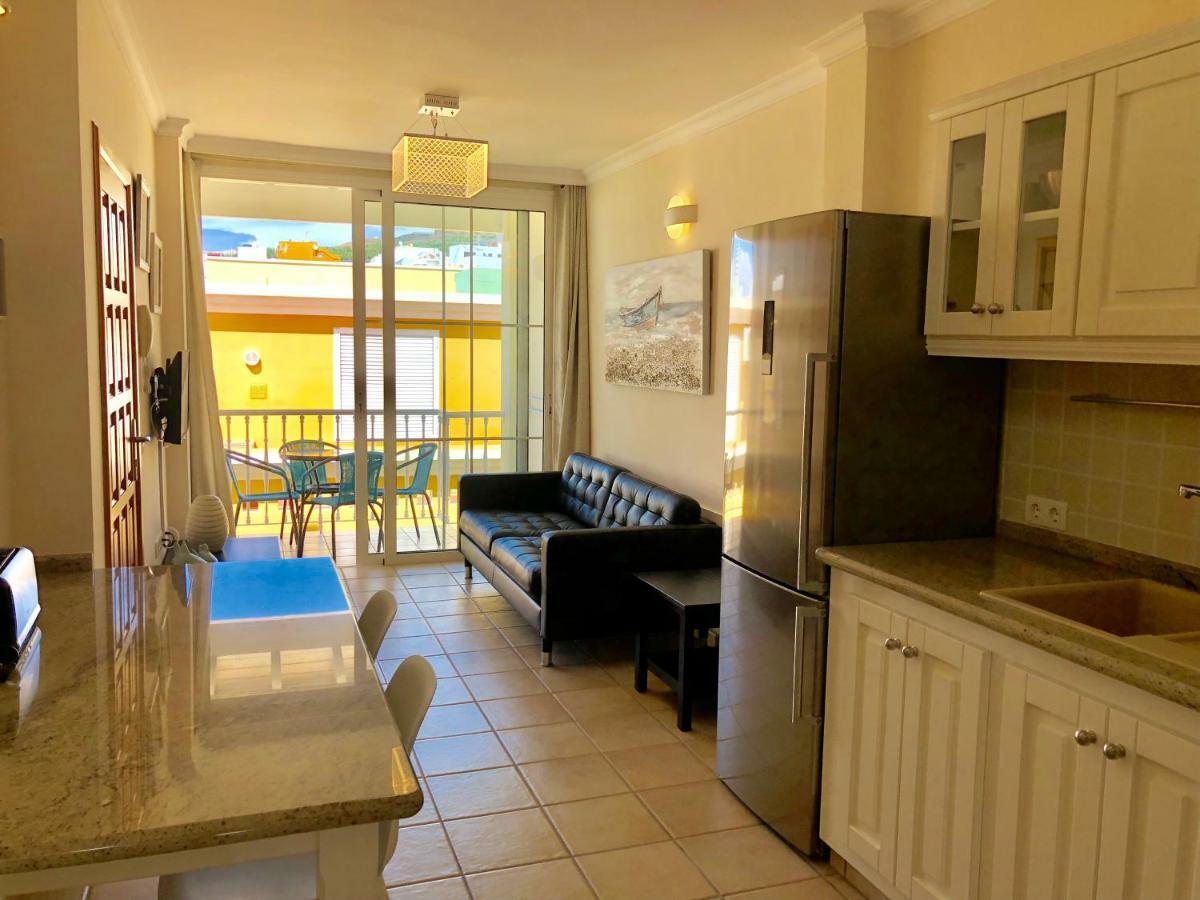 Apartamentos El Faro 波多·纳奥斯 外观 照片